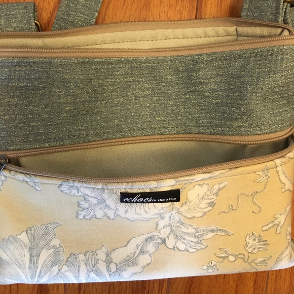 One of a Kind Purse - Picture 4 of 9